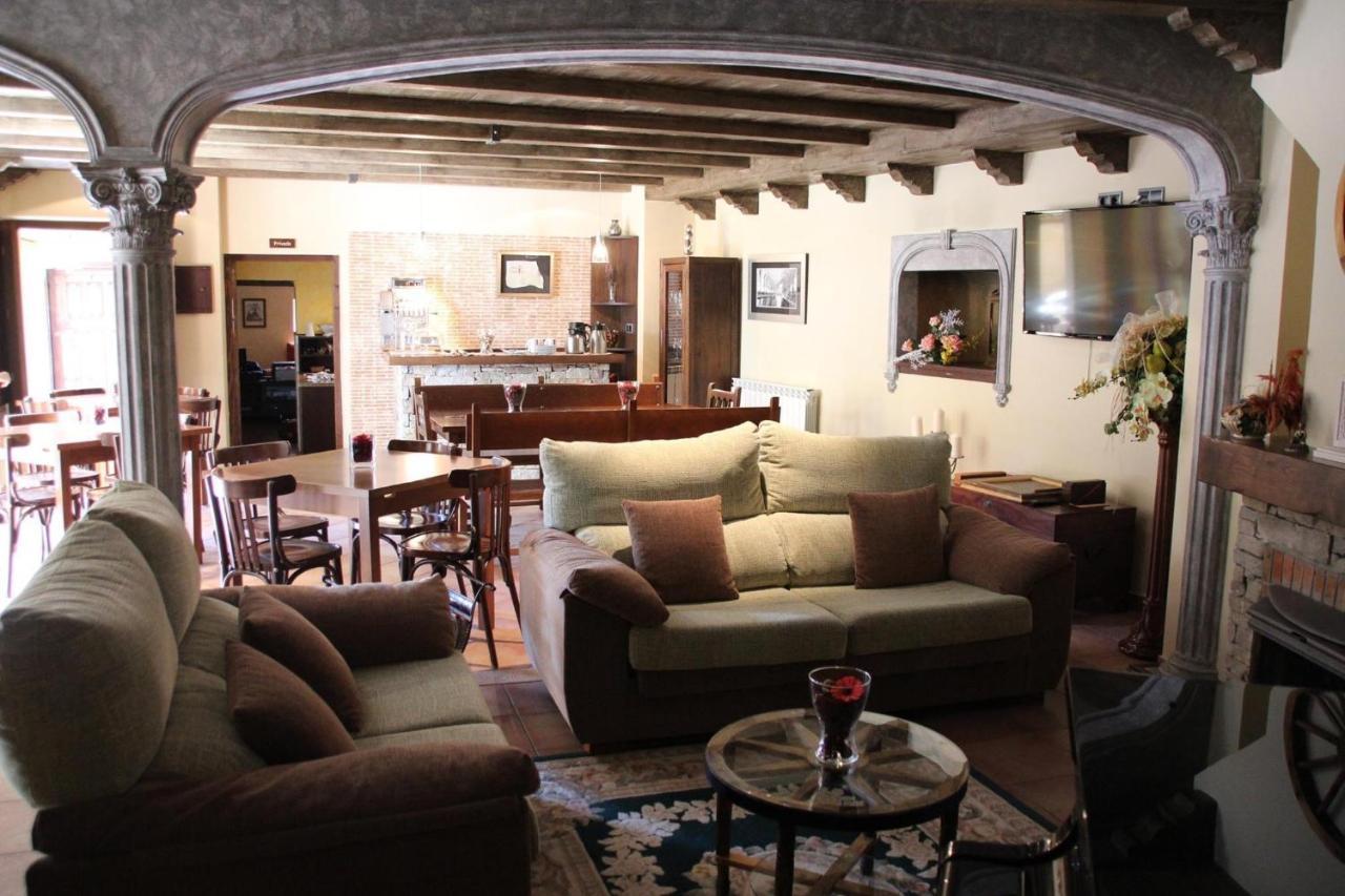 Hotel Rural Monasterio De Ara Mada Santa Colomba de las Arrimadas Dış mekan fotoğraf