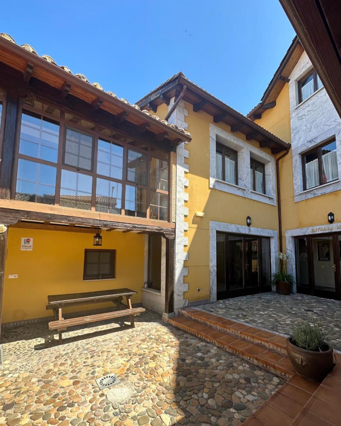 Hotel Rural Monasterio De Ara Mada Santa Colomba de las Arrimadas Dış mekan fotoğraf